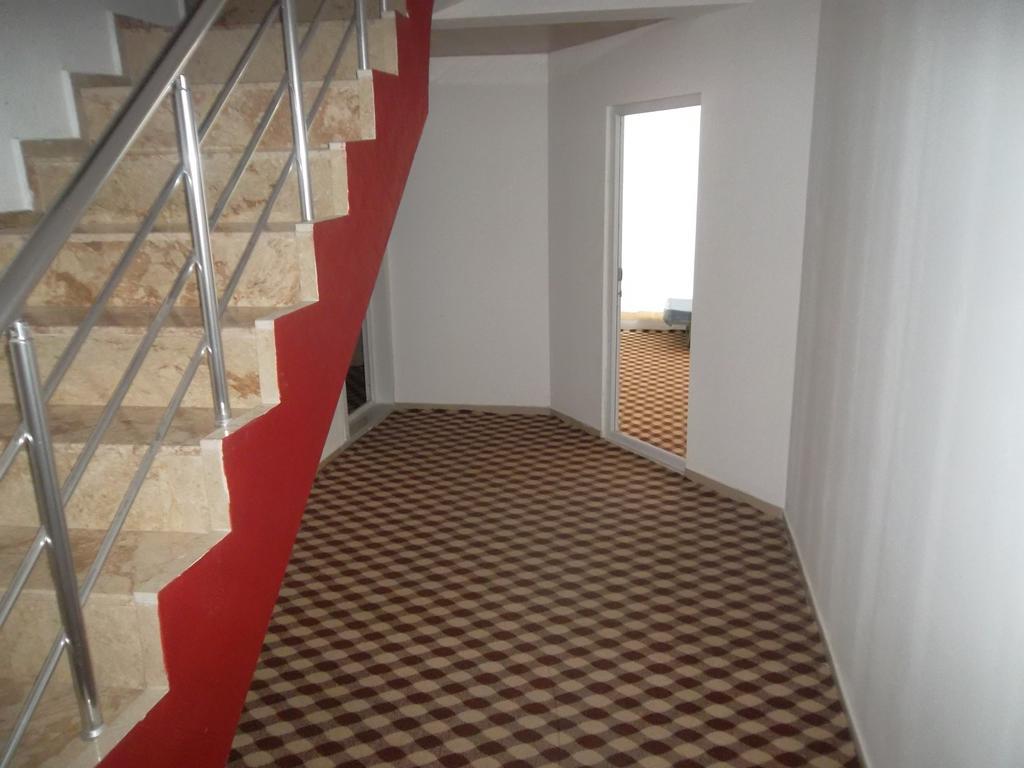 Konak Hotel Mut 外观 照片