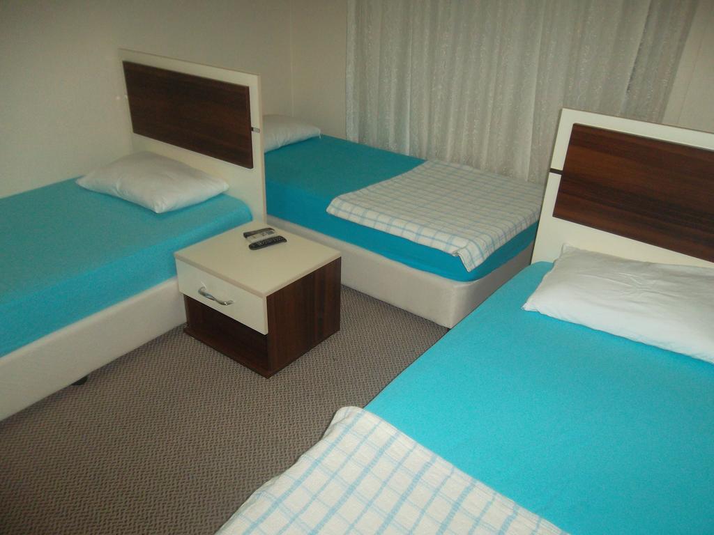 Konak Hotel Mut 外观 照片