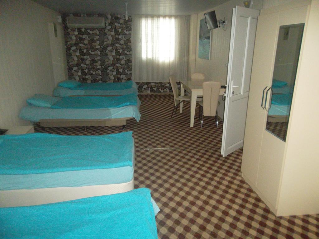 Konak Hotel Mut 外观 照片