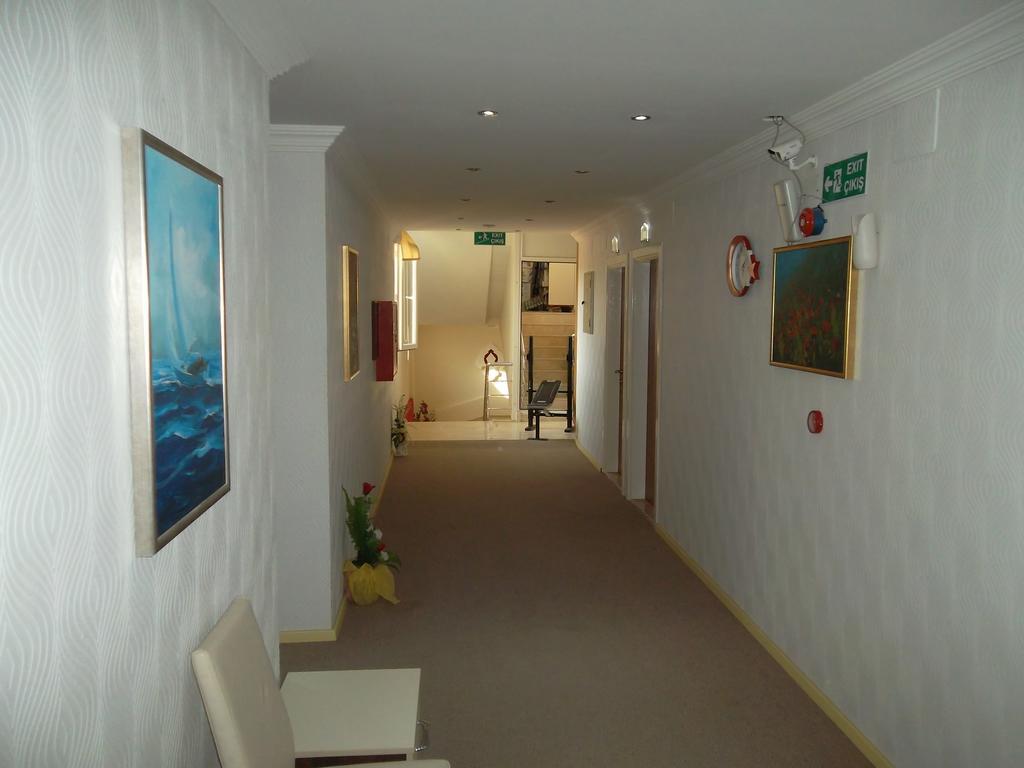 Konak Hotel Mut 外观 照片